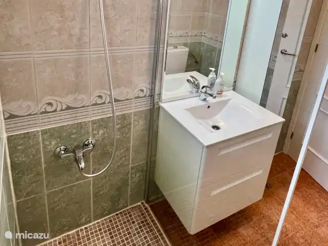 Casa ViNi en España, Costa Blanca, Orihuela - casa vacacional Lavabo y ducha