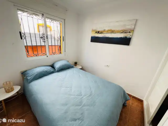 Casa ViNi en España, Costa Blanca, Orihuela - casa vacacional Dormitorio en la planta baja. Este dormitorio también tiene aire acondicionado.
