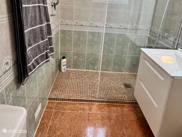 Casa ViNi en España, Costa Blanca, Orihuela - casa vacacional Baño con ducha