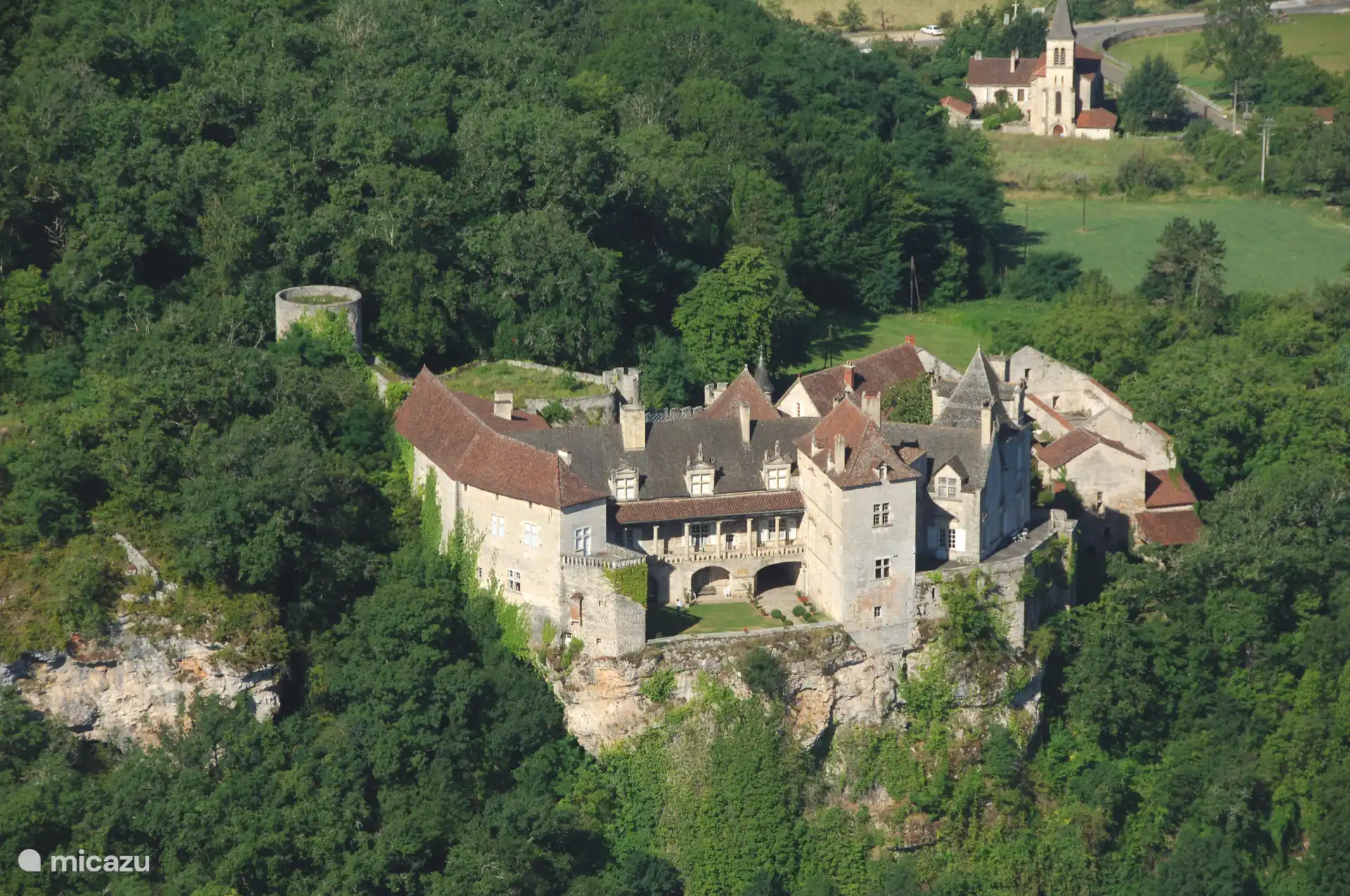 Schloss Cenevières