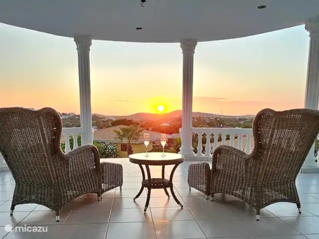 Villa Turquesa Curaçao en Curazao, Banda Arriba (este), Montaña Abou - villa Impresionantes puestas de sol.