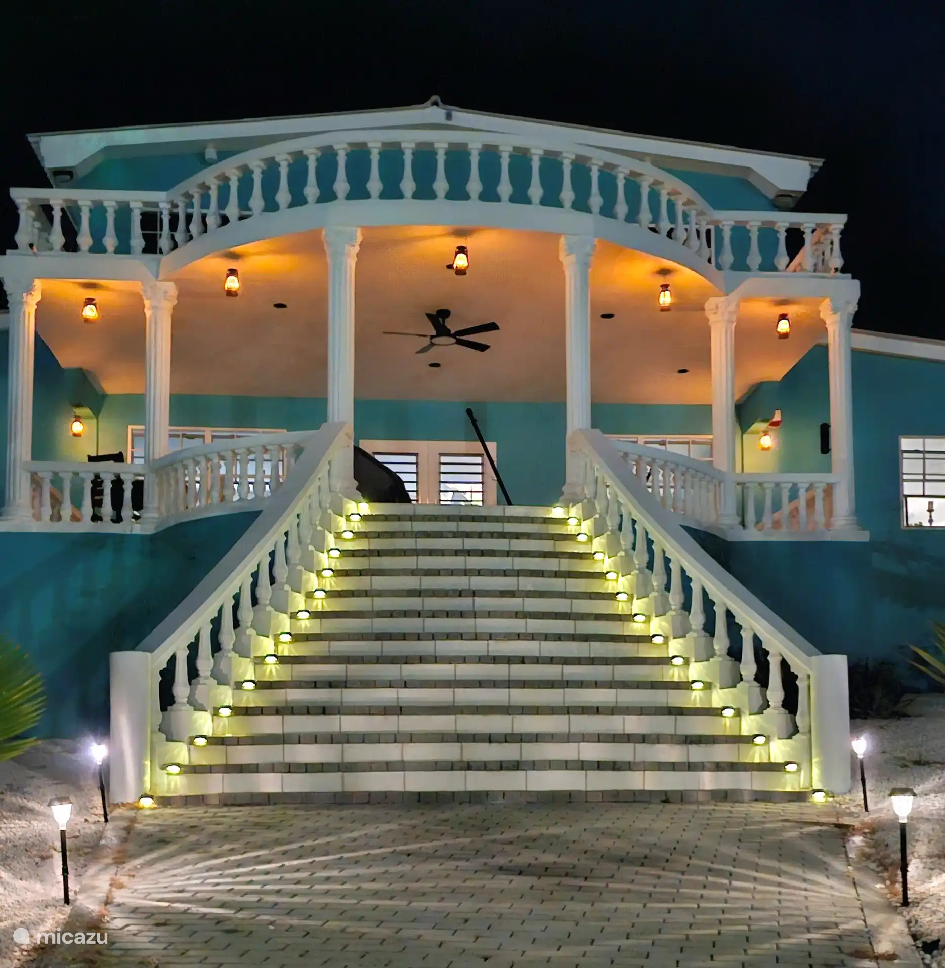 The villa exudes atmosphere.