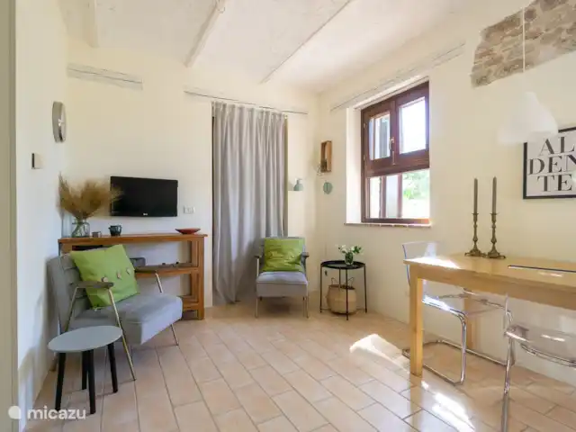 Location de Vacances Italie, Marche, Arcevia, appartement - Rosa nel Pozzo - Appartement Olive Lumineux et spacieux
