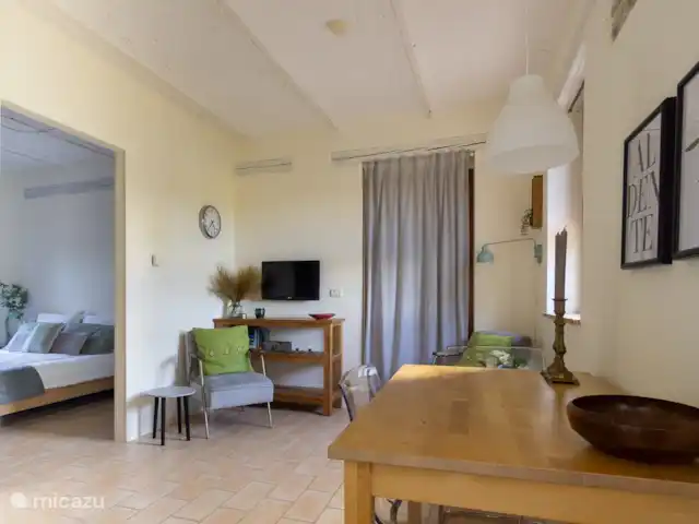 Location de Vacances Italie, Marche, Arcevia, appartement - Rosa nel Pozzo - Appartement Olive Téléviseur avec Chromecast