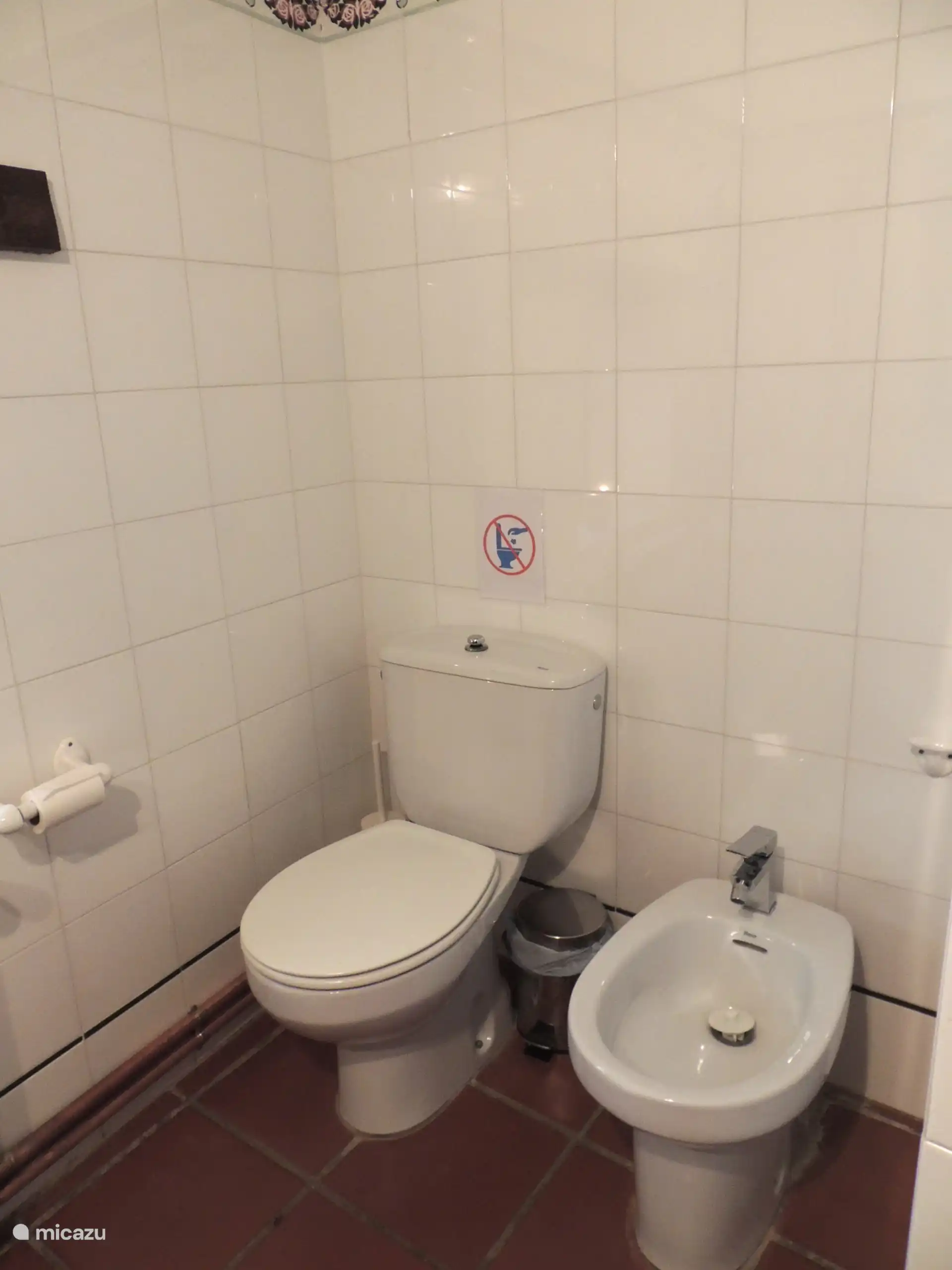 Gedeelde badkamer - kamer 4 en 5