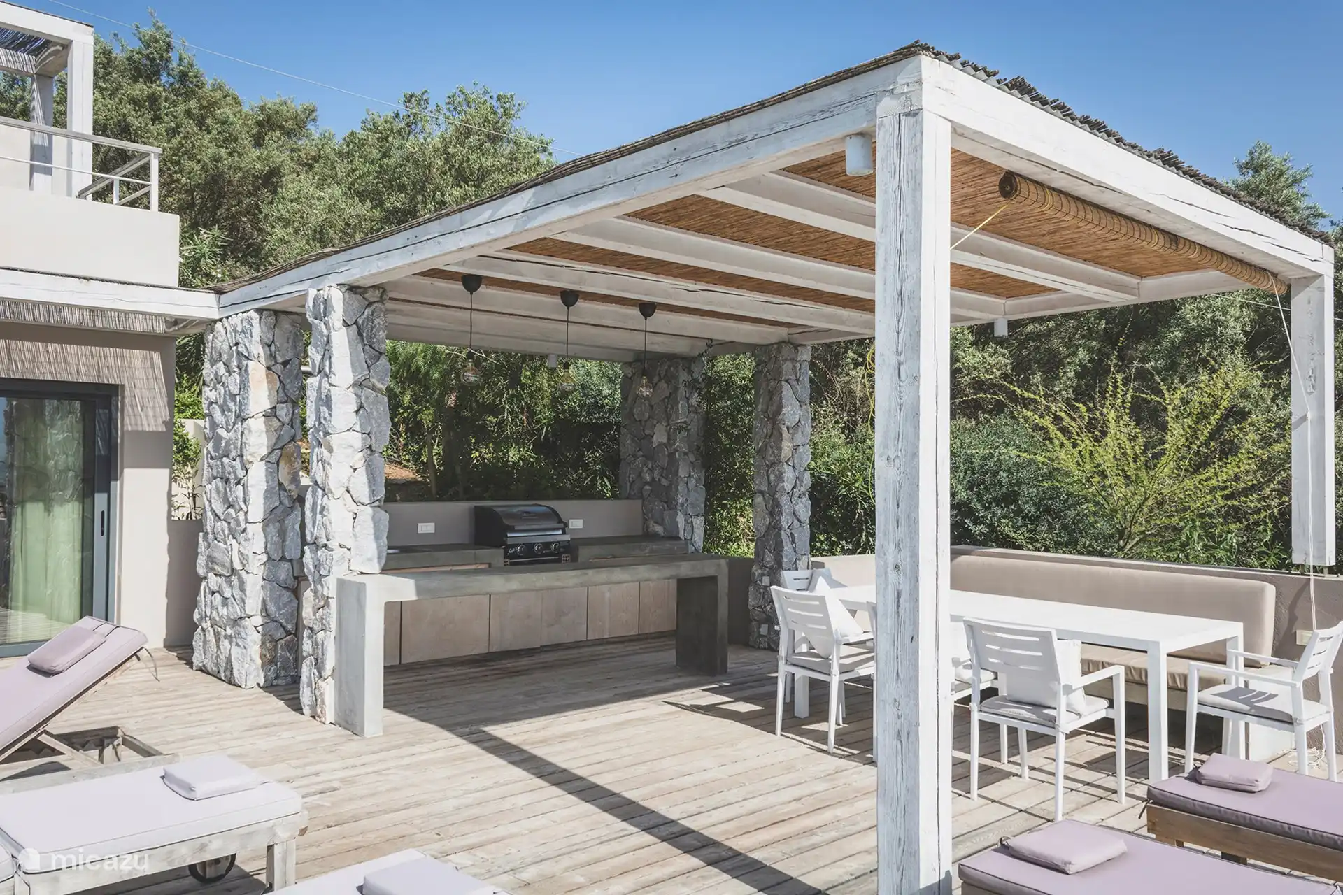 Plate-forme ombragée