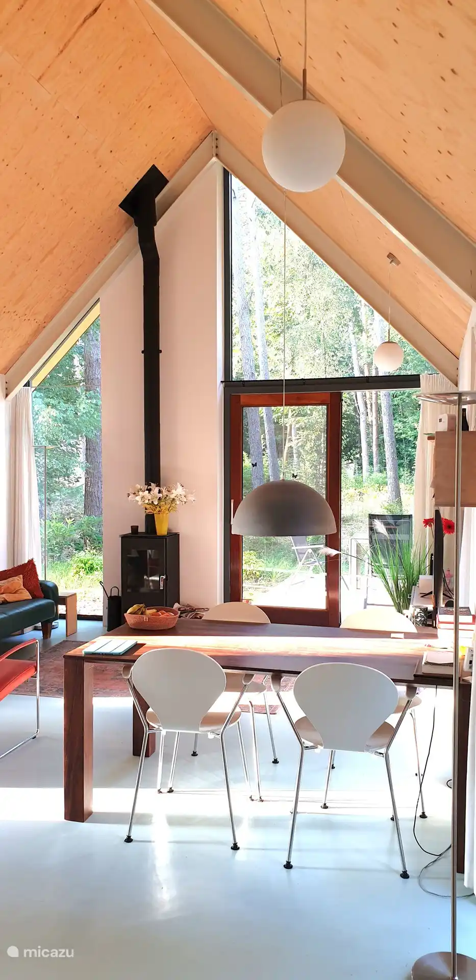 So schauen Sie vom Esstisch nach draußen