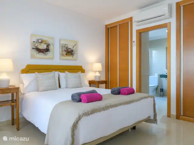 Villa Rose I  | Espagne, Lanzarote, Playa Blanca - villa Chambre 2 avec une salle de bain attenante et la climatisation