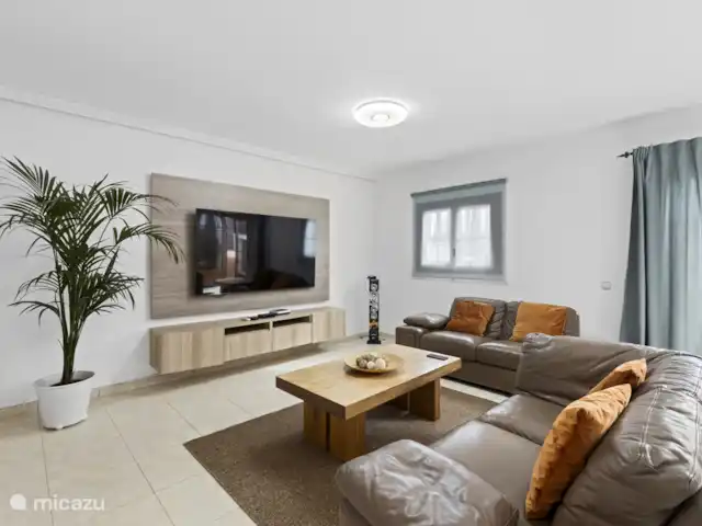 Villa Rose II | Espagne, Lanzarote, Playa Blanca - villa Le salon est spacieux et très lumineux, la télévision intelligente dispose de services de streaming