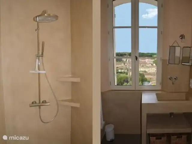 Location vacances St-Anne-caractère | France, Vaucluse, Beaumes-de-Venise - maison de vacances Salle de Bains