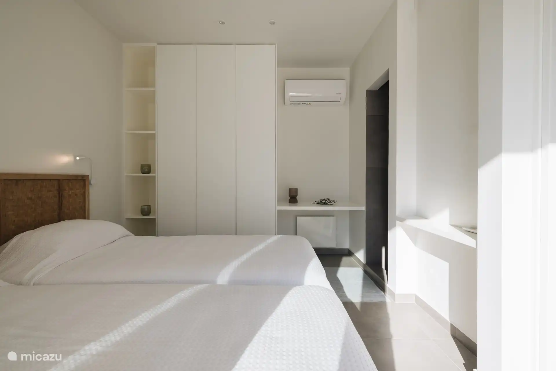 Guest room with single beds