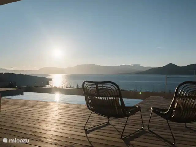 Villa Armonia  | Grèce, Grèce centrale, Paleros - villa Vue sur le coucher de soleil depuis la terrasse en bois