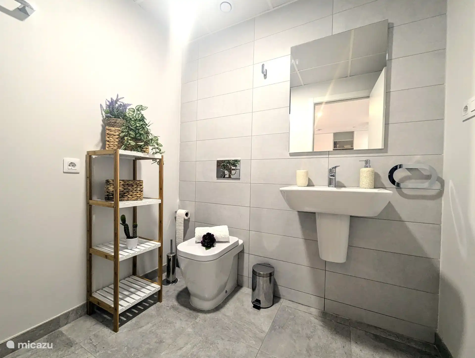 Badkamer met douche