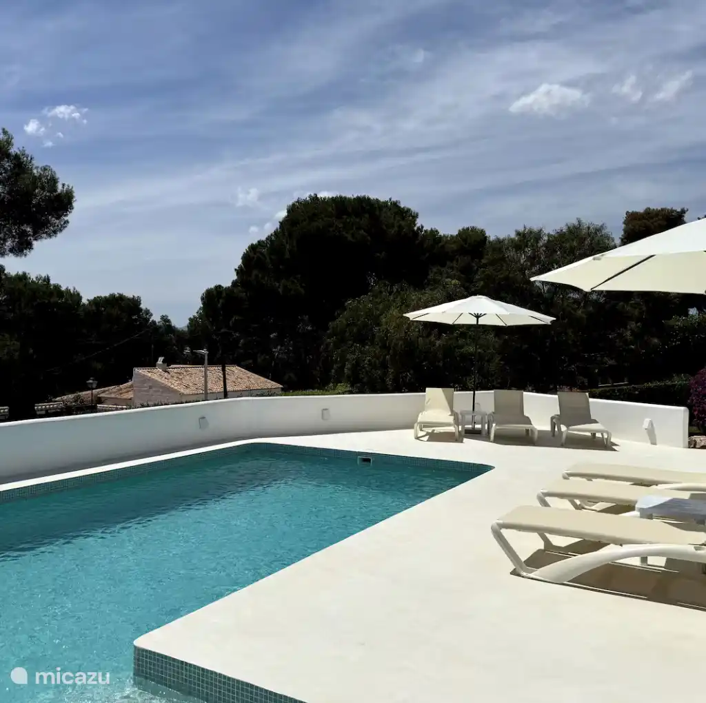 Vrijstaande villa in Javea