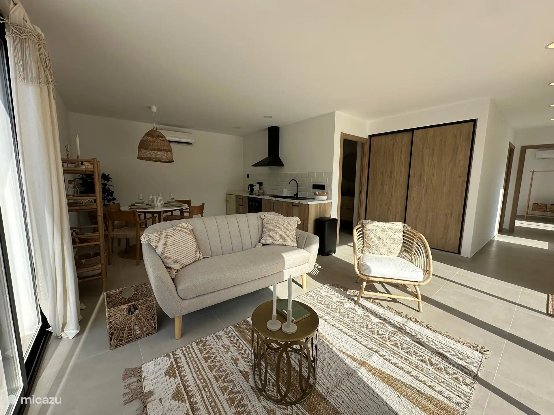 Sala de estar con cocina