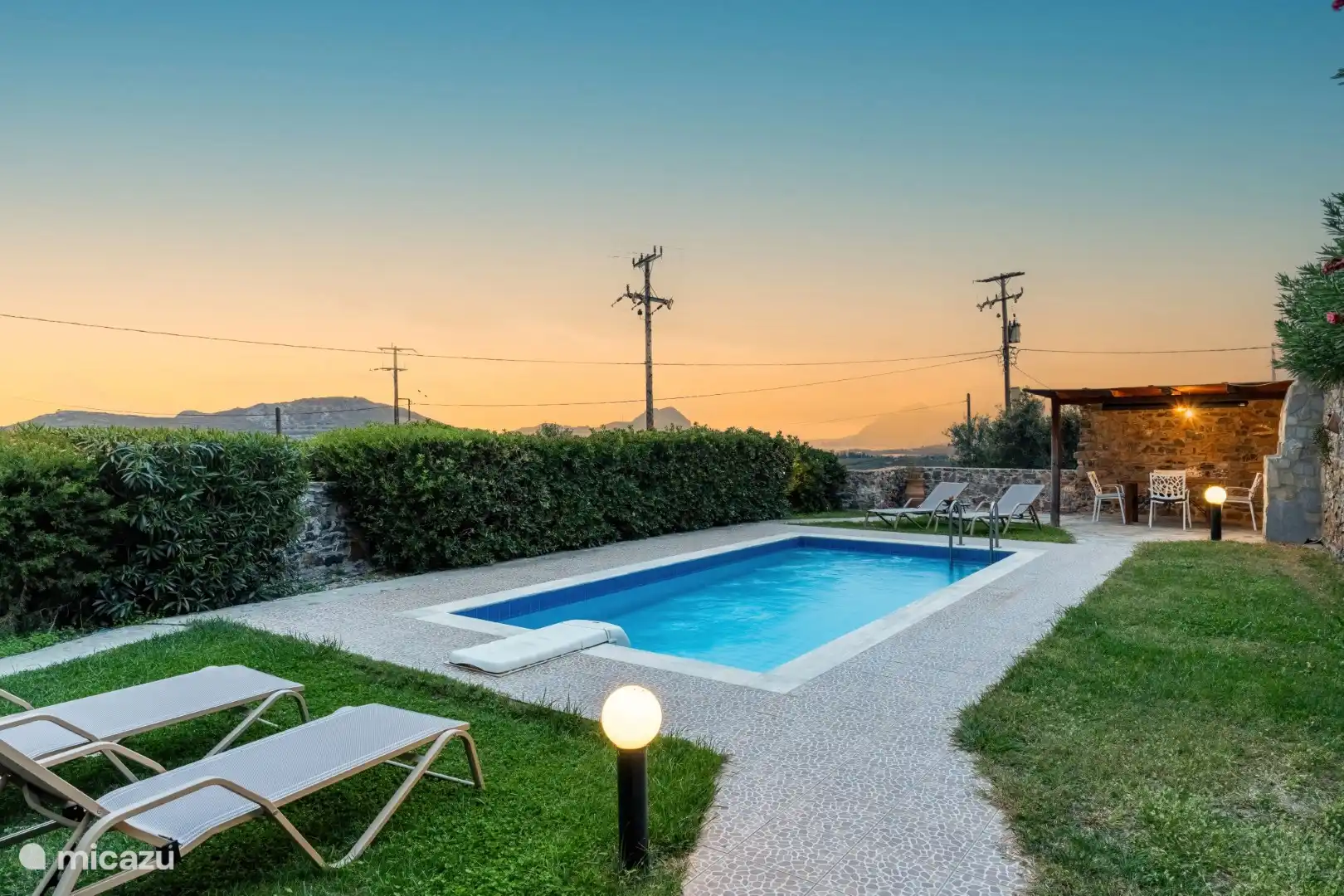 Garten, Terrasse und Pool und atemberaubende Aussicht