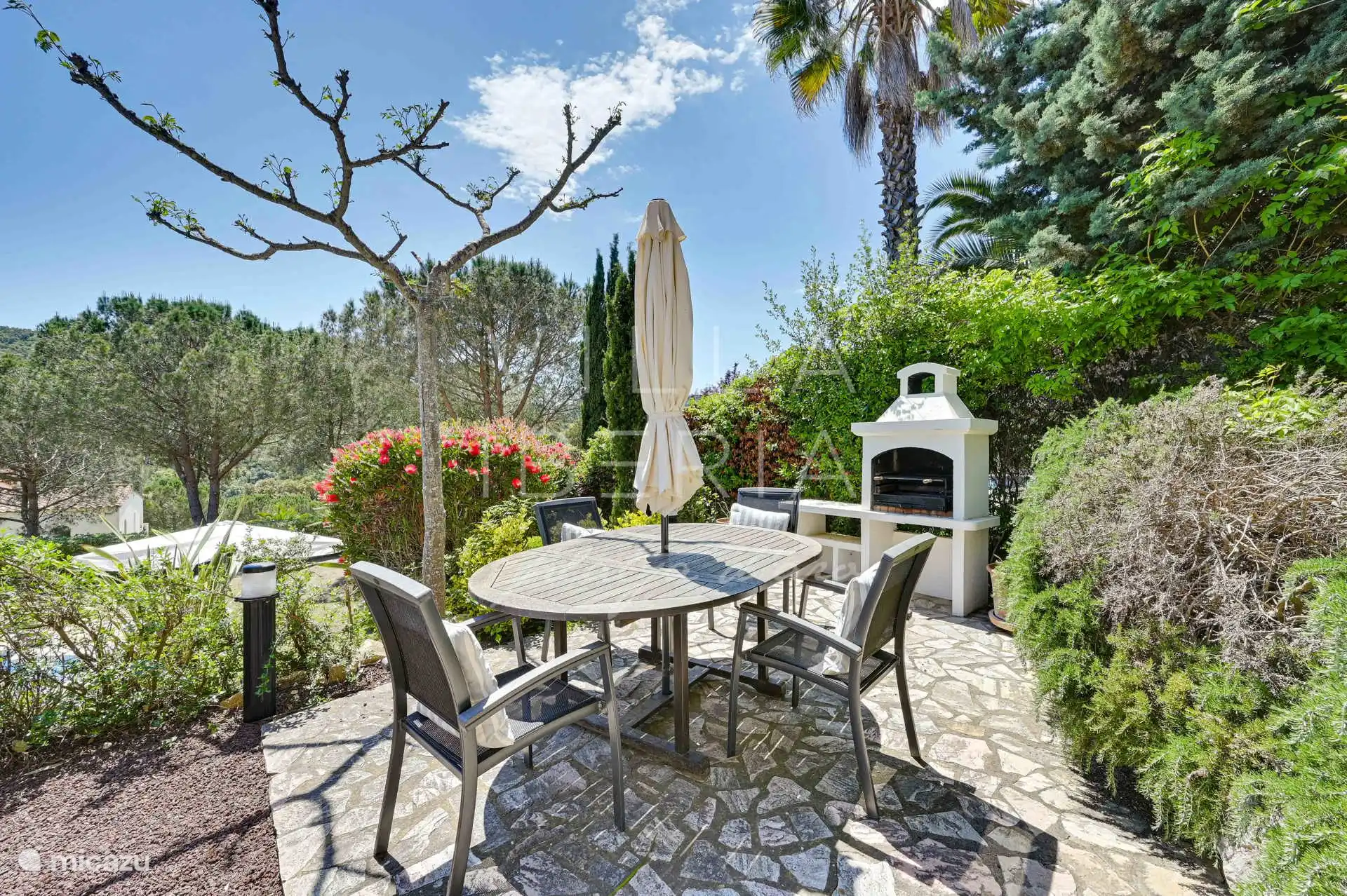 Lovely space for bbq