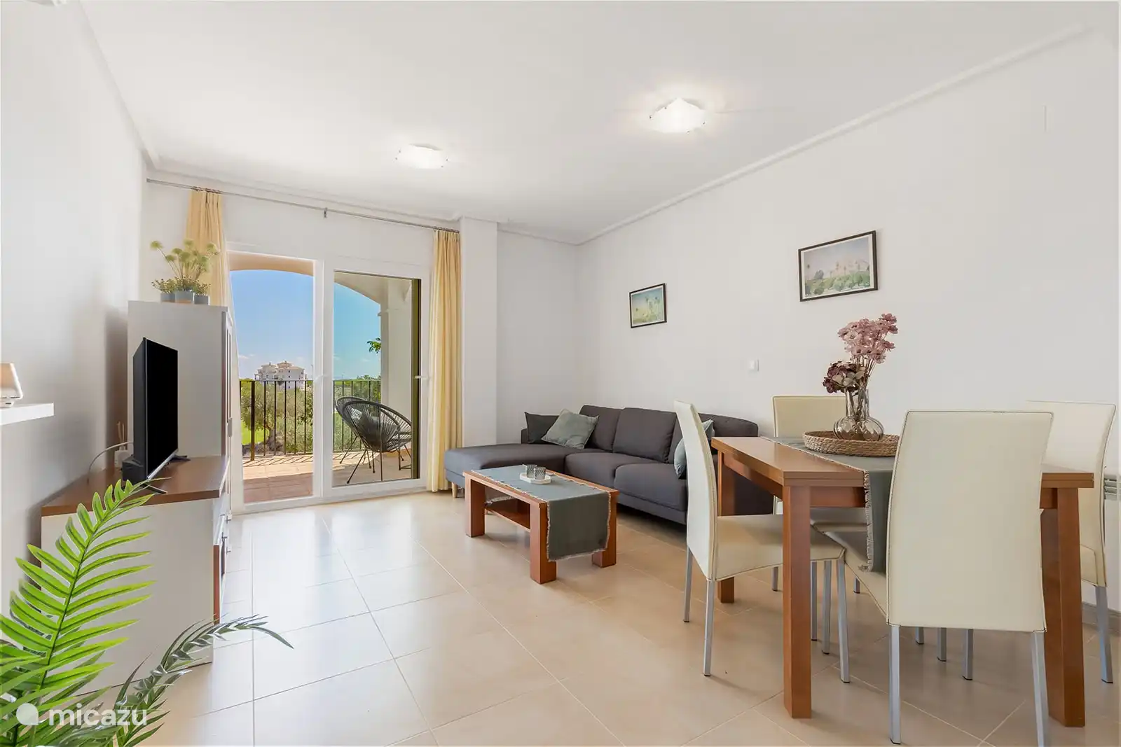 Genießen Sie viel Licht im Wohnraum.