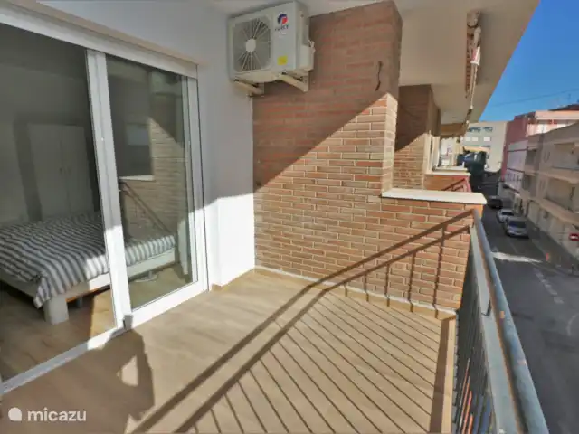 Apartamento a poca distancia del bulevar en España, Murcia, San Pedro del Pinatar - apartamento Balcón desde el dormitorio