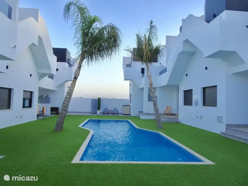 Gemeinschaftlicher Swimmingpool