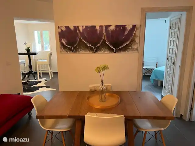 Location de Vacances Espagne, Costa Blanca, Benissa, appartement - Appartement àVilla El Loto Blanco  Table à manger.