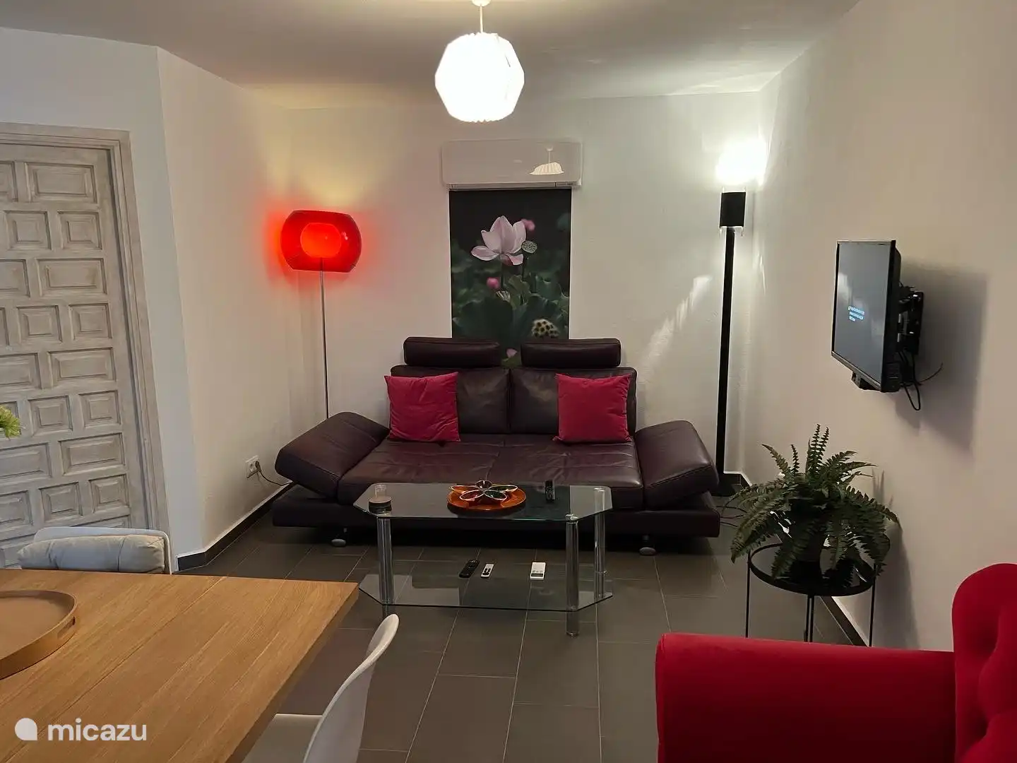 Das Wohn-/Esszimmer.