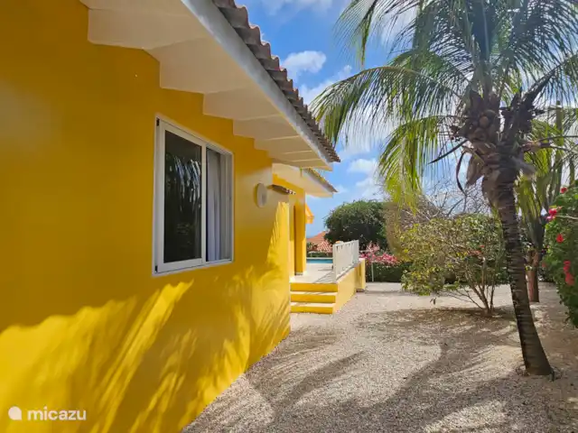 Villa Karawara en Curazao, Bandabou (oeste), Cas Abao - casa vacacional Lado del jardín