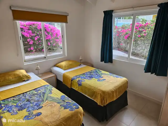Villa Karawara en Curazao, Bandabou (oeste), Cas Abao - casa vacacional Dormitorio con dos camas individuales