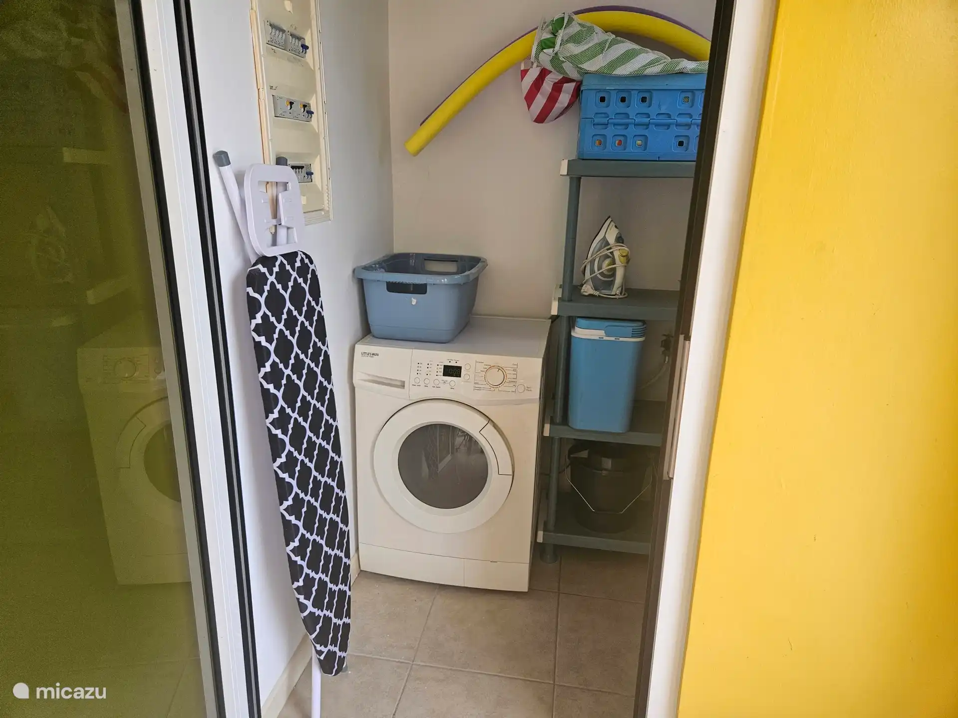 Waschküche und Stauraum