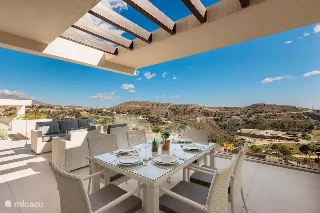 apartment, Benahavis, Costa del Sol, Spain - Marbella Club Hills