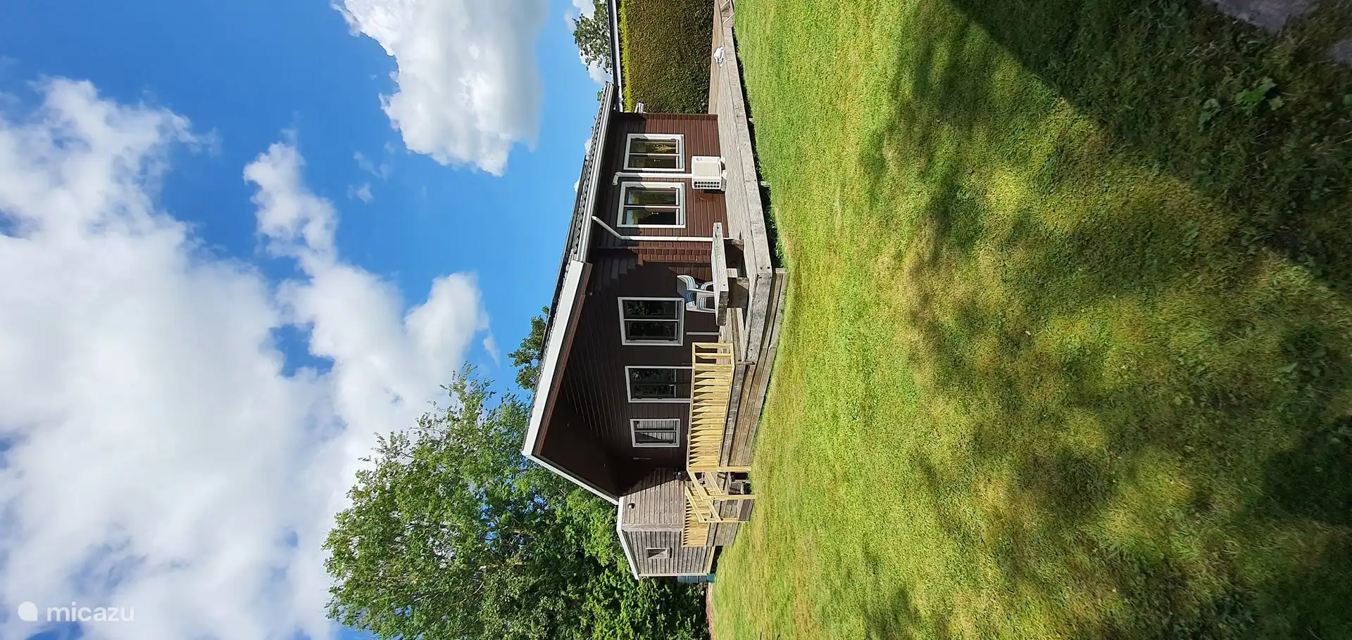 Das Haus aus einem anderen Blickwinkel.