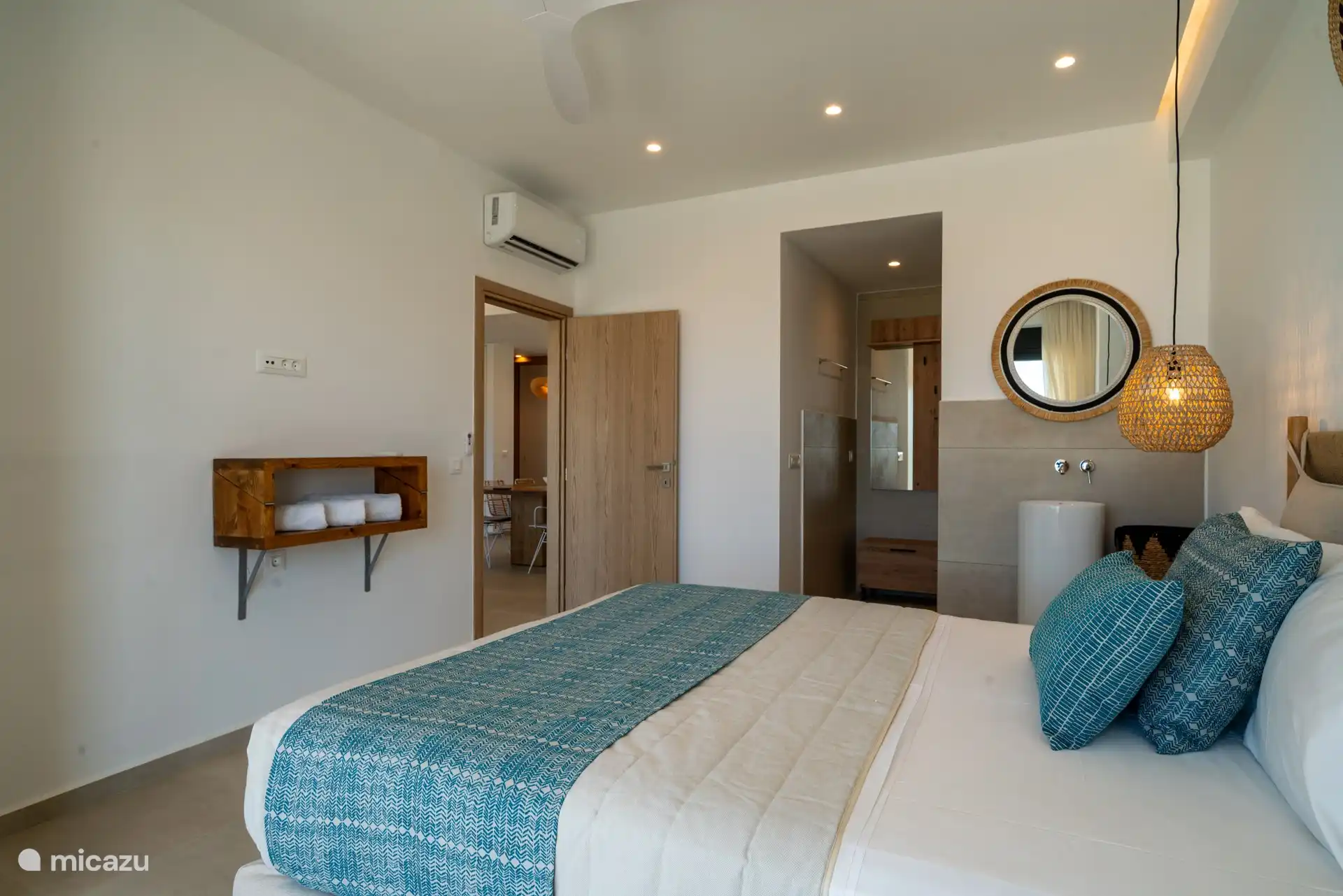 Das Schlafzimmer mit eigenem Bad