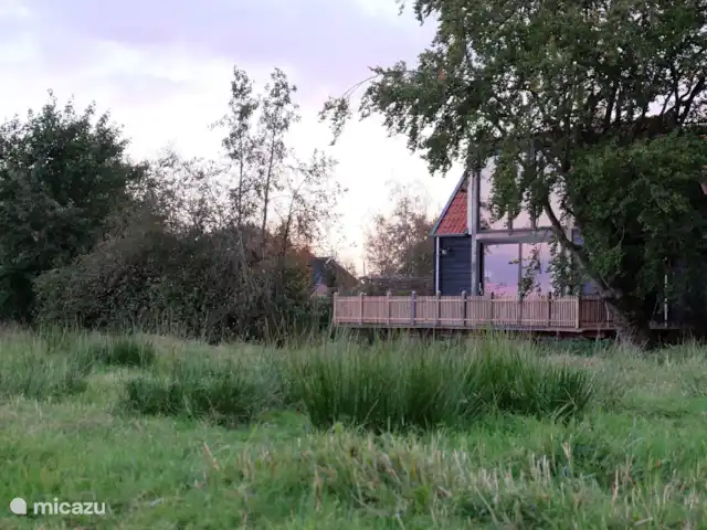 Location de Vacances Pays-Bas, Frise, Drachten, maison de vacances - 't Veenhuys Vue de 't Veenhuys depuis la nature