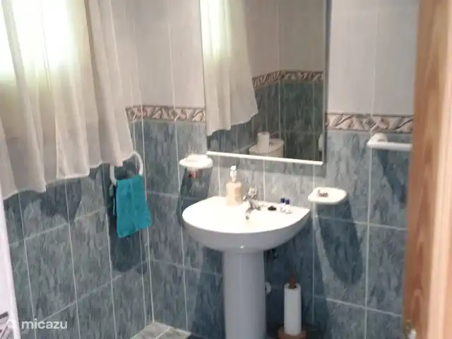 Tranquilo townhouse/Bungalow Kwintos | Espagne, Costa Blanca, Torrevieja - bungalow salle de bain 2 à l’étage