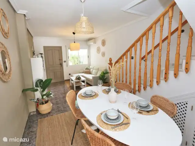 Location de Vacances Espagne, Murcia, San Pedro del Pinatar, maison de vacances - Maison mitoyenne à San Pedro del Pinatar  Salon avec salle à manger