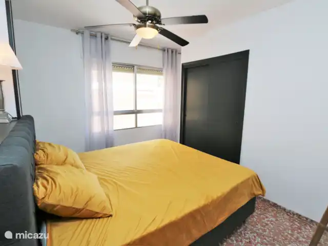 Location de Vacances Espagne, Murcia, San Pedro del Pinatar, appartement - Luxe sur la côte avec vue sur la mer Grands lits confortables.