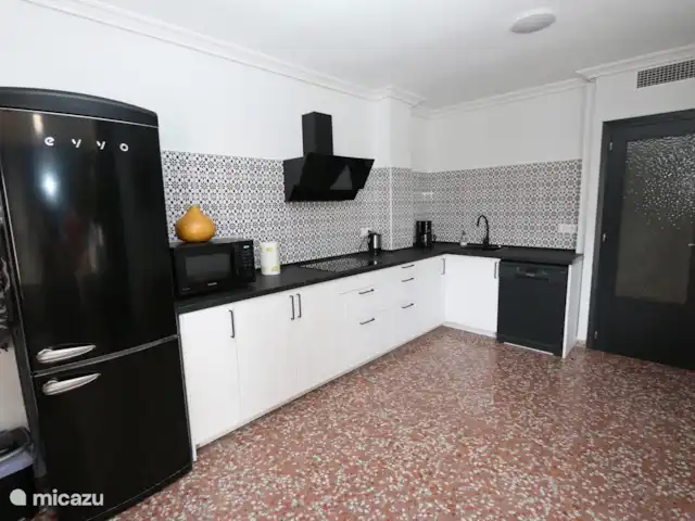 Location de Vacances Espagne, Murcia, San Pedro del Pinatar, appartement - Luxe sur la côte avec vue sur la mer Cuisine moderne spacieuse