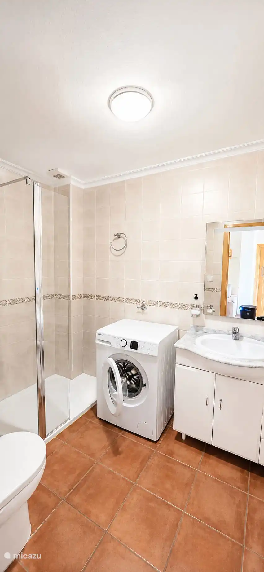 Badkamer met inloopdouche 