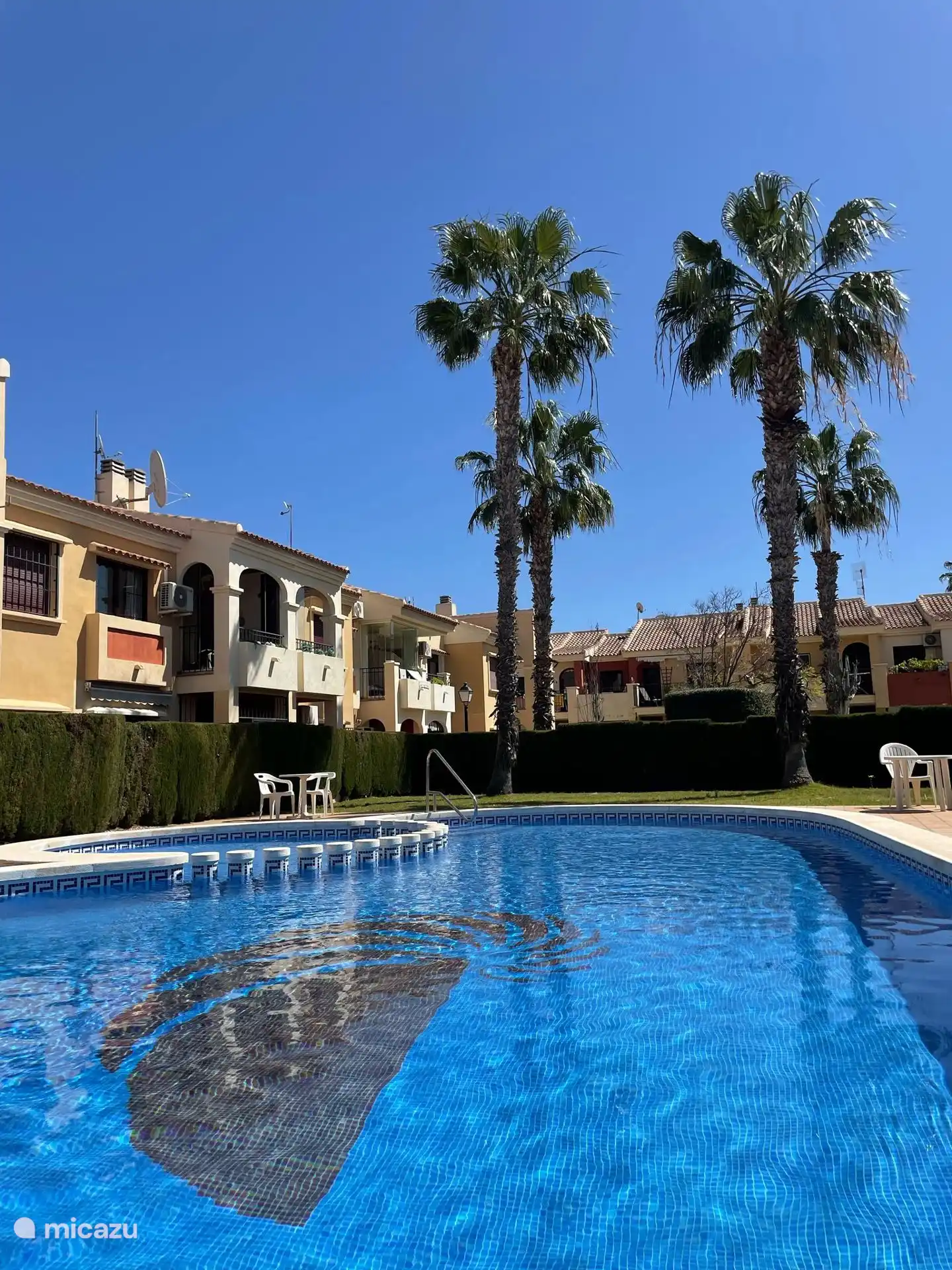 During your stay you can use this lovely swimming pool. It is a communal swimming pool.