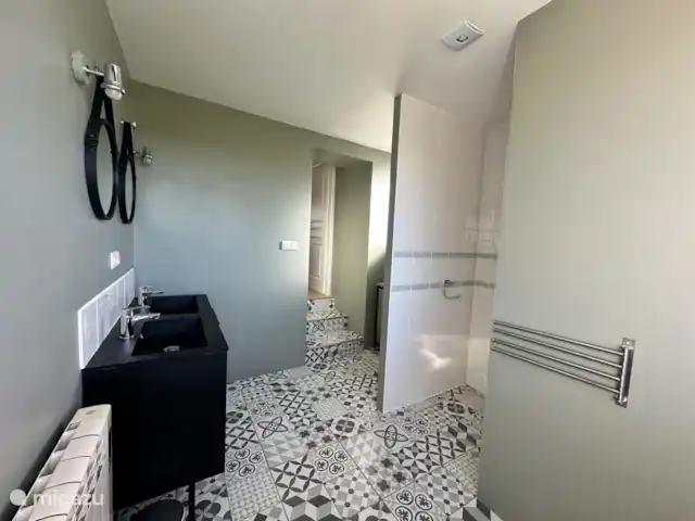 Location de Vacances France, Lot-et-Garonne, Paulhiac, maison de vacances - Domaine Quintèss - Gîte Salle de bain 2
