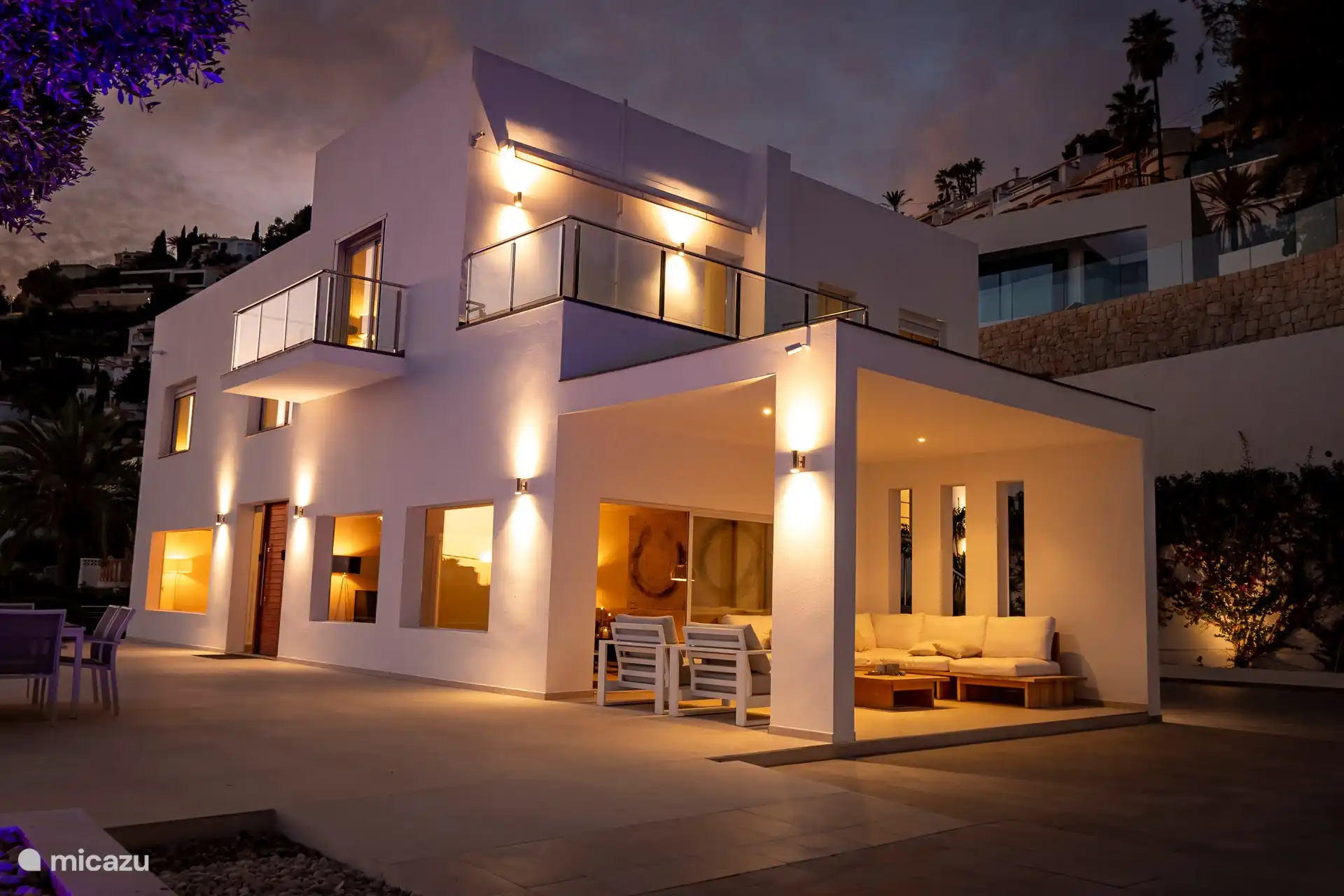 casa de iluminación nocturna