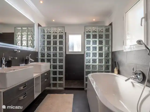 Villa El Panorama | Espagne, Costa Blanca, Moraira - villa salle de bain 1er étage
