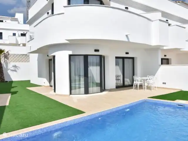 Casa Pelt à Finestrat près de Benidorm | Espagne, Costa Blanca, Finestrat - maison mitoyenne Casa Pelt à Finestrat près de Benidorm | Espagne, Costa Blanca, Finestrat - maison mitoyenne