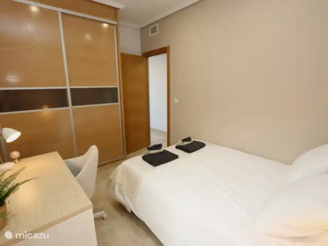 Condominio en San Pedro del Pinatar en España, Murcia, San Pedro del Pinatar - apartamento Dormitorio 2
