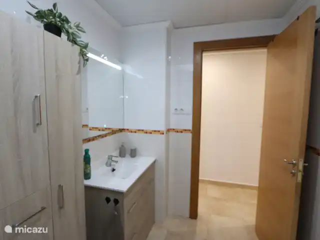 Condominio en San Pedro del Pinatar en España, Murcia, San Pedro del Pinatar - apartamento Baño