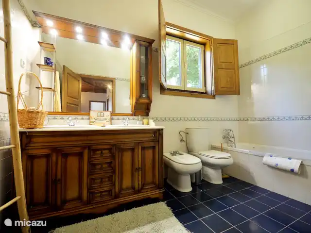 villa huren in Portugal, Costa Verde, Ponte De Lima – Villa Tobias Badkamer