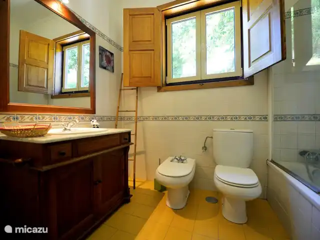 villa huren in Portugal, Costa Verde, Ponte De Lima – Villa Tobias Badkamer