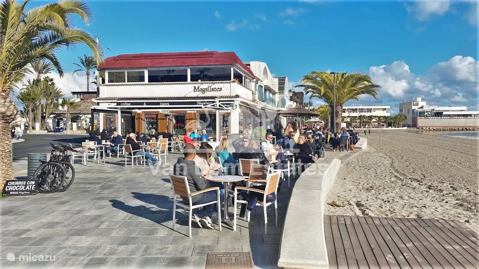 Around the Mar Menor there are cozy terraces all year round to eat and drink.