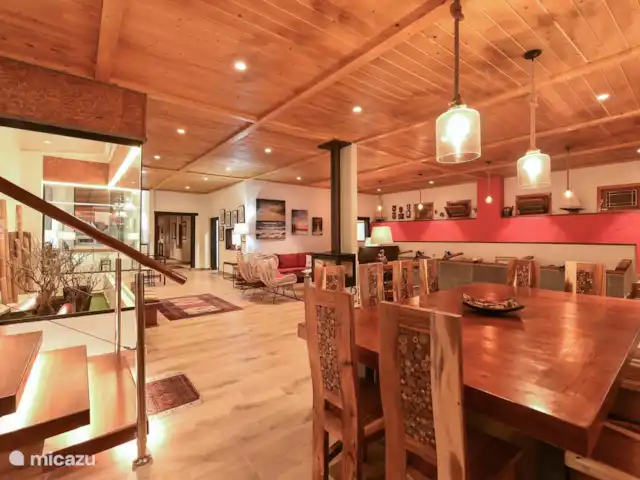vakantiehuis huren in Spanje, Gran Canaria, Arucas – Finca del Norte  Sfeervolle woonkamer met eettafel