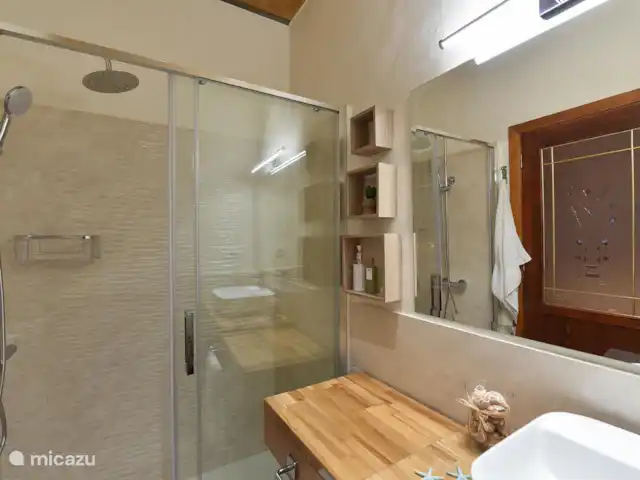 vakantiehuis huren in Spanje, Gran Canaria, Arucas – Finca del Norte  Badkamer met douche